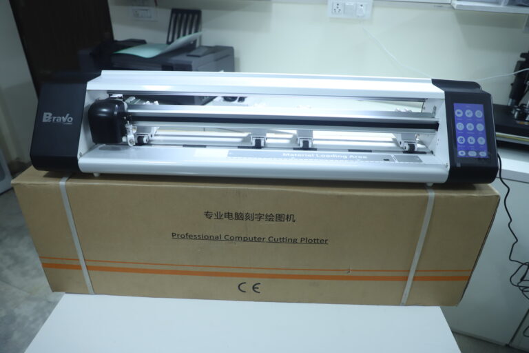 Bravo Laptop Skin Cutting Machine
