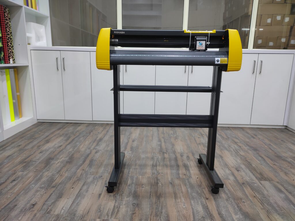 SKYTEC CUTTING PLOTTER IN GUJARAT